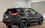 2019 Cherokee Thumbnail 4