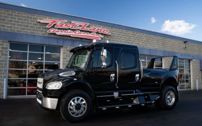 2015 Freightliner Sport Chassis 106 