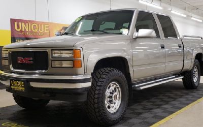 Photo of a 2000 GMC Sierra SLT 2500 Crew Cab 4X4 for sale