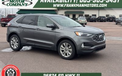 2022 Ford Edge Titanium