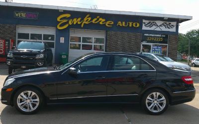 2011 Mercedes-Benz E-Class E 350 Luxury 4MATIC AWD 4DR Sedan