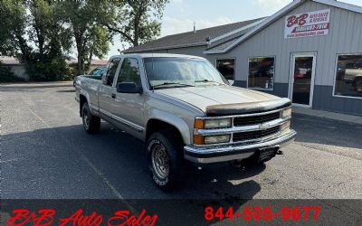 Photo of a 1998 Chevrolet K2500 HD EXT Cab 6.5' Fleetside for sale