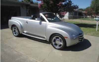 Photo of a 2006 Chevrolet SSR for sale