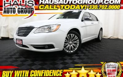 Photo of a 2013 Chrysler 200 Limited for sale