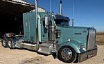 2023 Kenworth W900L