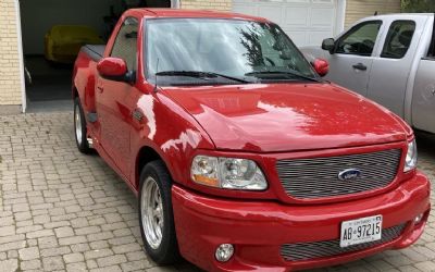 Photo of a 2004 Ford F-150 Lightning for sale