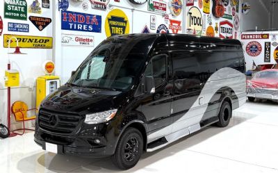 Photo of a 2020 Mercedes-Benz Sprinter HD3500 Custom 170