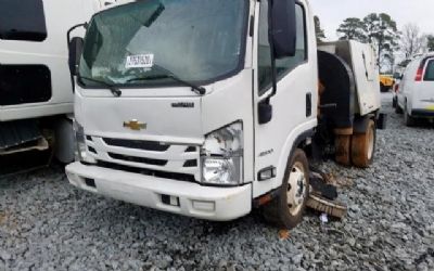 Photo of a 2017 Chevrolet 4500 Gas Street Sweeper for sale