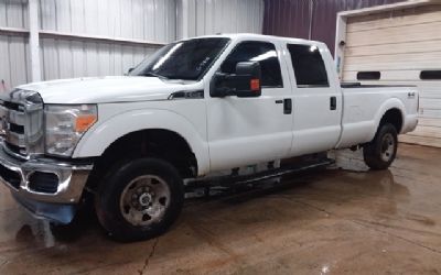 2015 Ford F-250 XLT Crew Cab 4WD