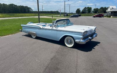 Photo of a 1959 Ford Skyliner Deluxe for sale