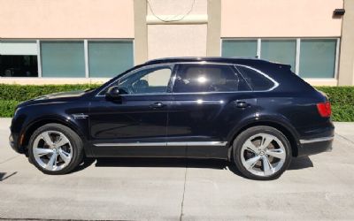 Photo of a 2018 Bentley Bentayga Onyx Edition SUV for sale