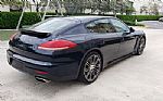 2016 Panamera Thumbnail 4